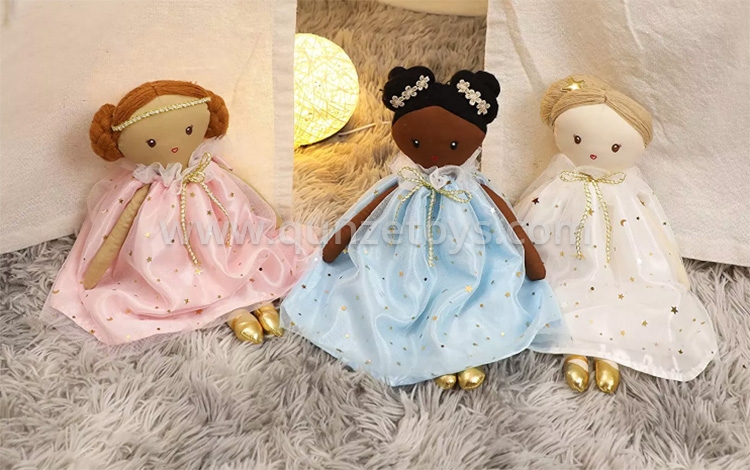 FASHION DOLL