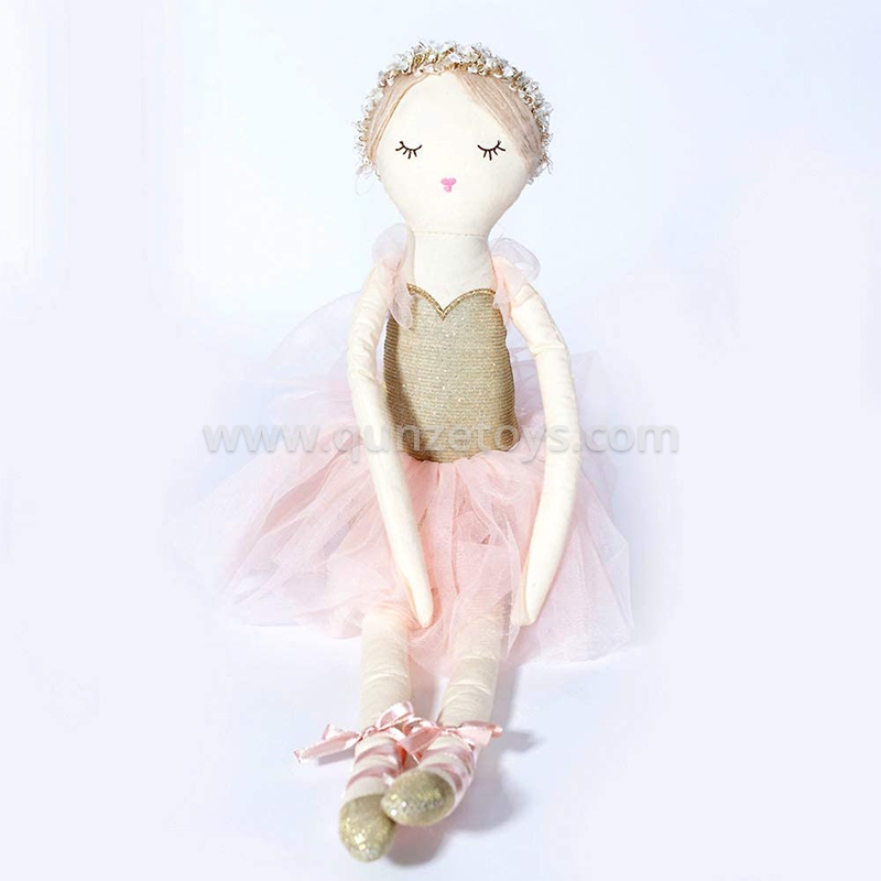 FASHION DOLL