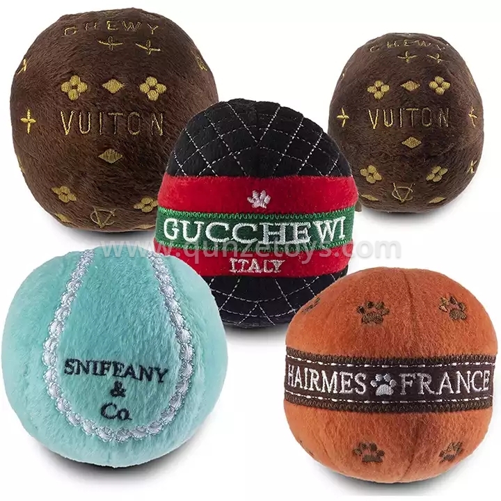 Squeaky Ball Toy pet Toys Stuffed Christmas Squeak Durable Chew Pet Dog Toy Plus