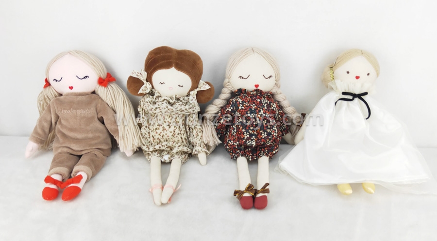Plush pet toys