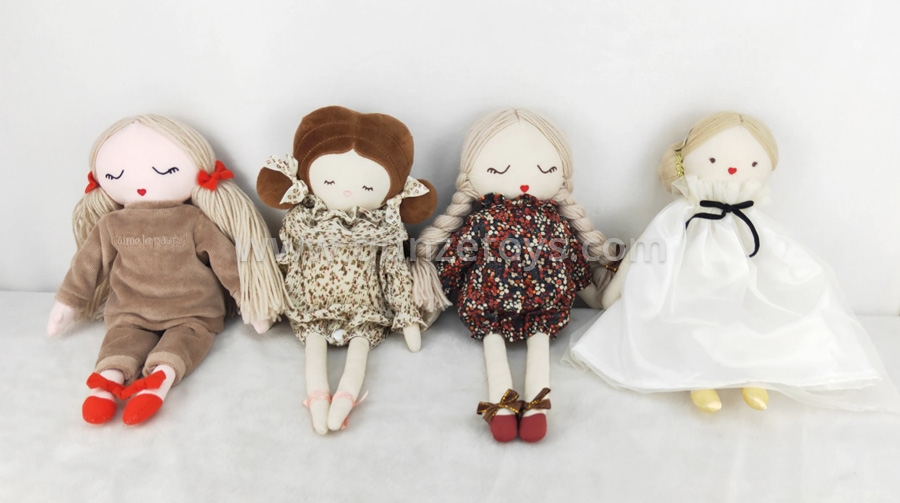 Plush pet toys